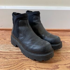 Vintage Vagabond Shoemakers Chelsea boots